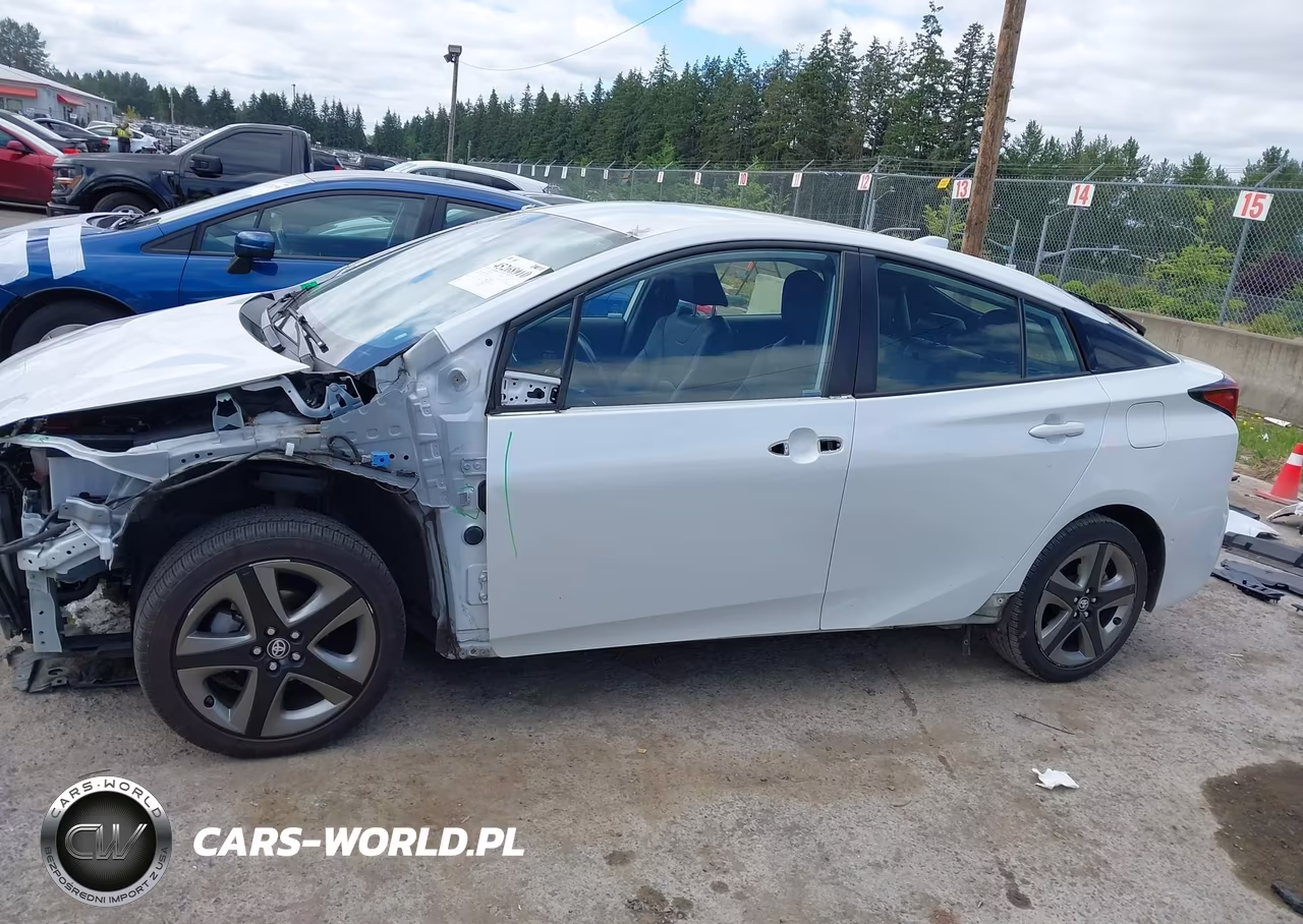 2021 Toyota Prius Xle VIN:JTDKAMFU2M3139896 - 15