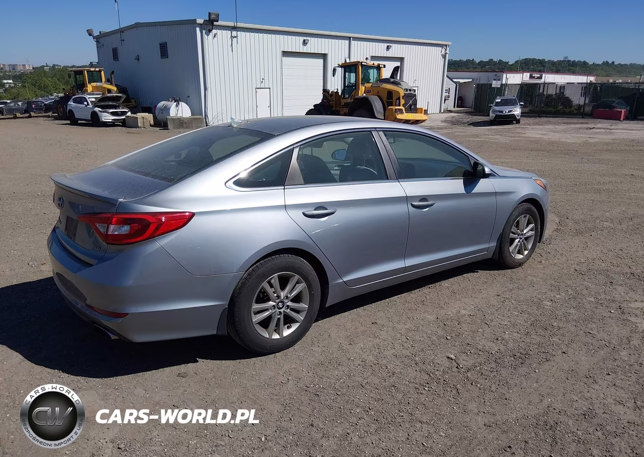 2015 Hyundai Sonata Eco VIN:5NPE24AA6FH143335 - 4