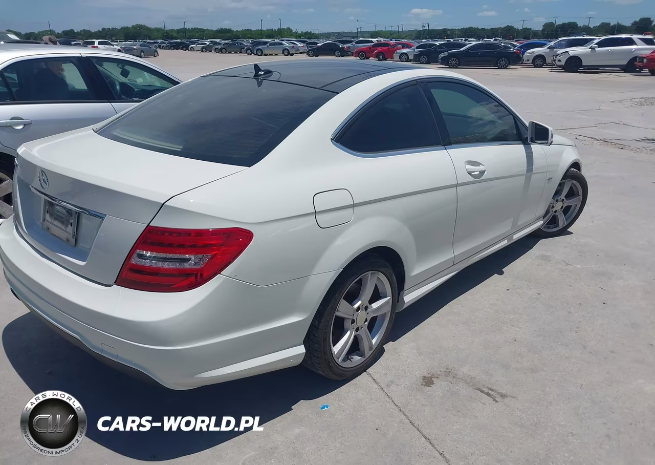 2012 Mercedes-Benz C 250 VIN:WDDGJ4HB9CF804166 - 4