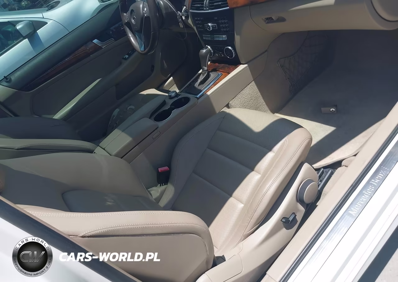 2012 Mercedes-Benz C 250 VIN:WDDGJ4HB9CF804166 - 5