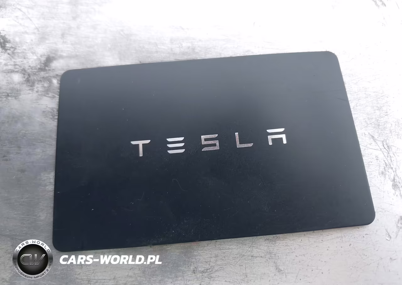 2024 Tesla Model Y VIN:7SAYGDED5RF083878 - 11
