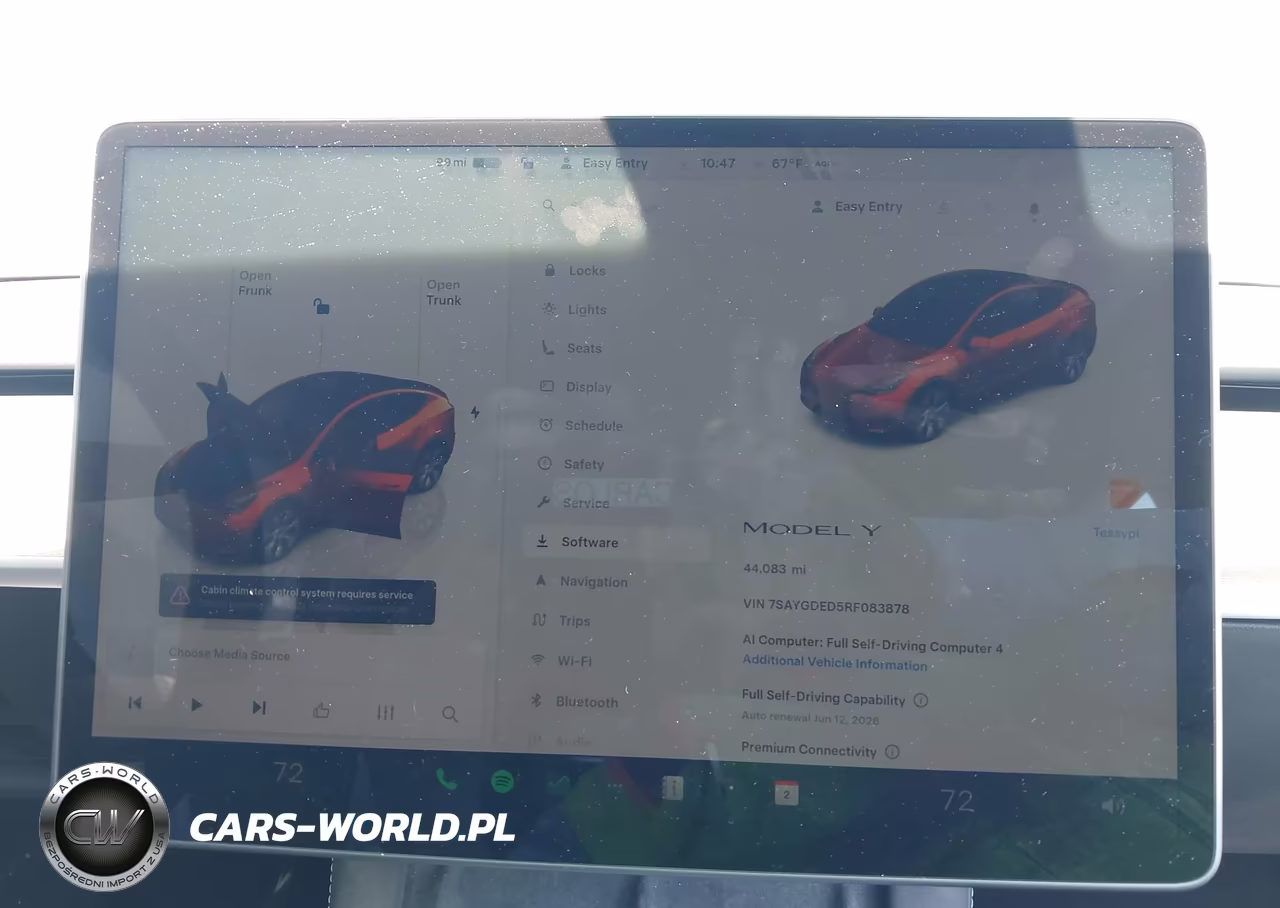 2024 Tesla Model Y VIN:7SAYGDED5RF083878 - 18
