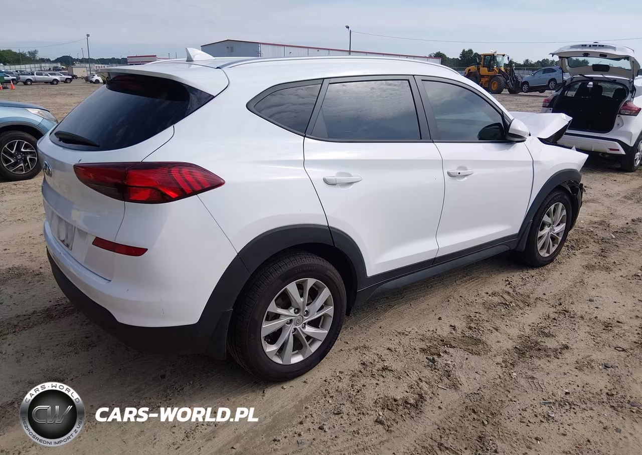 2019 Hyundai Tucson Value VIN:KM8J33A48KU986545 - 4