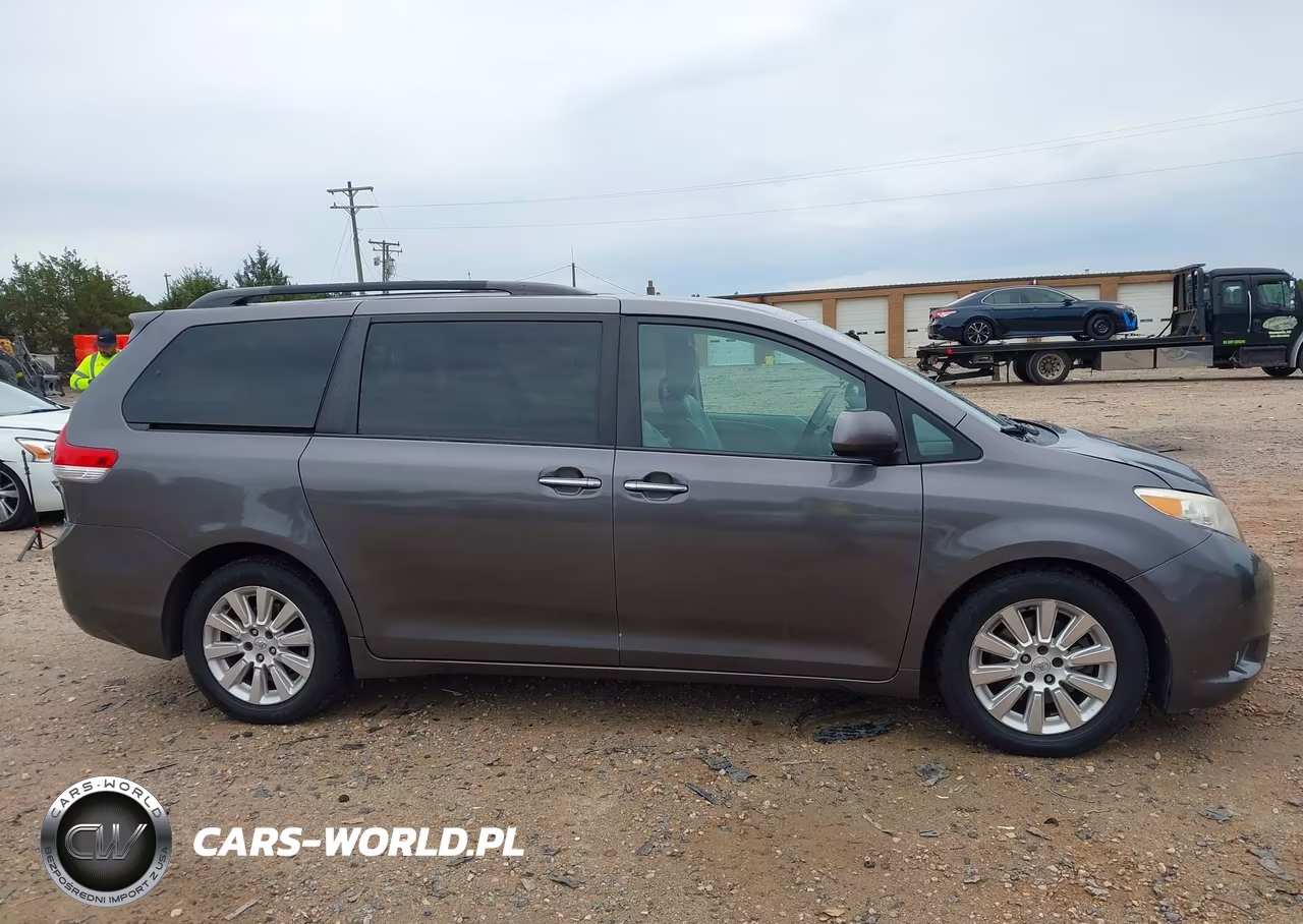 2011 Toyota Sienna Xle VIN:5TDDK3DC1BS008299 - 13