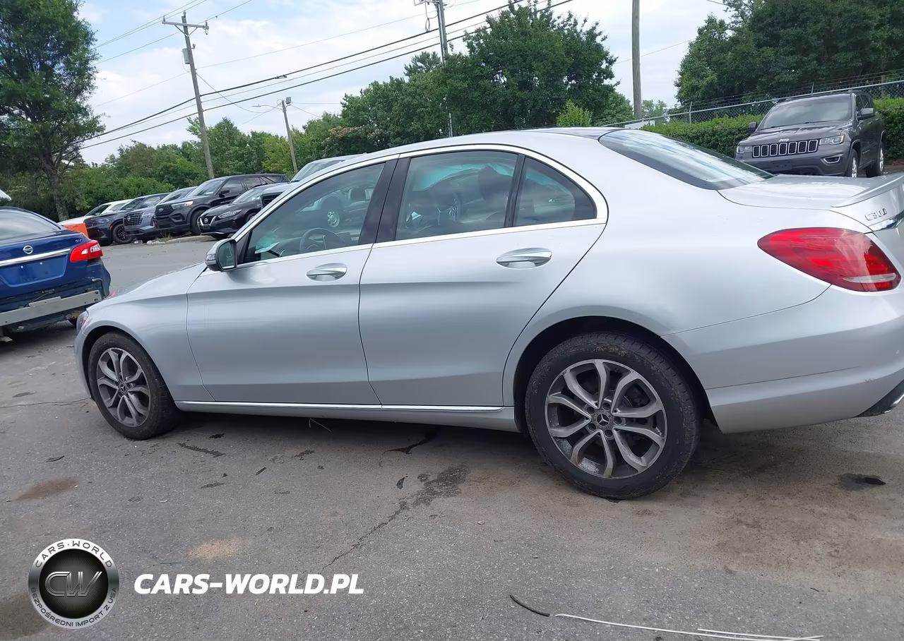 2017 Mercedes-Benz C 300 4Matic VIN:55SWF4KB8HU213840 - 14