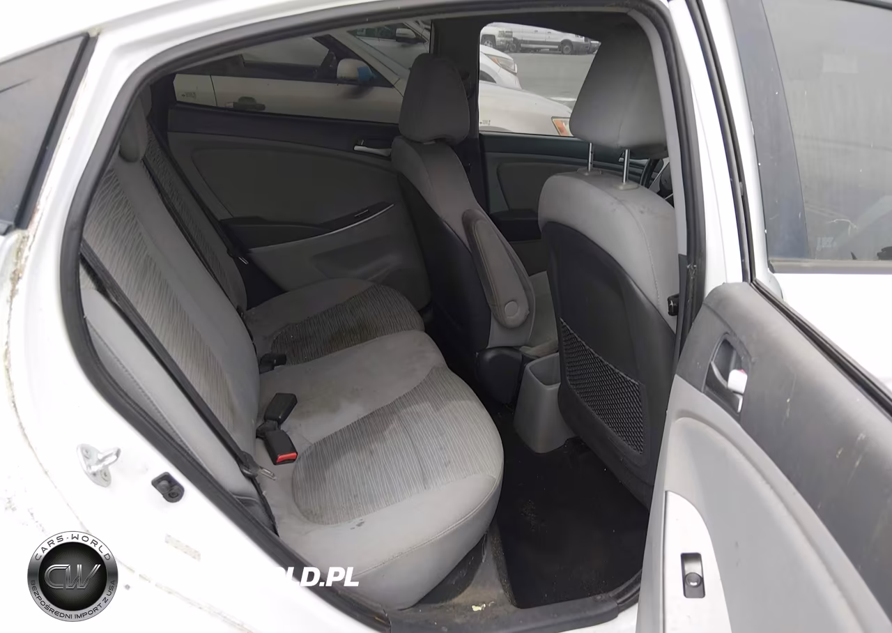 2015 Hyundai Accent Gls VIN:KMHCT4AE5FU806273 - 8