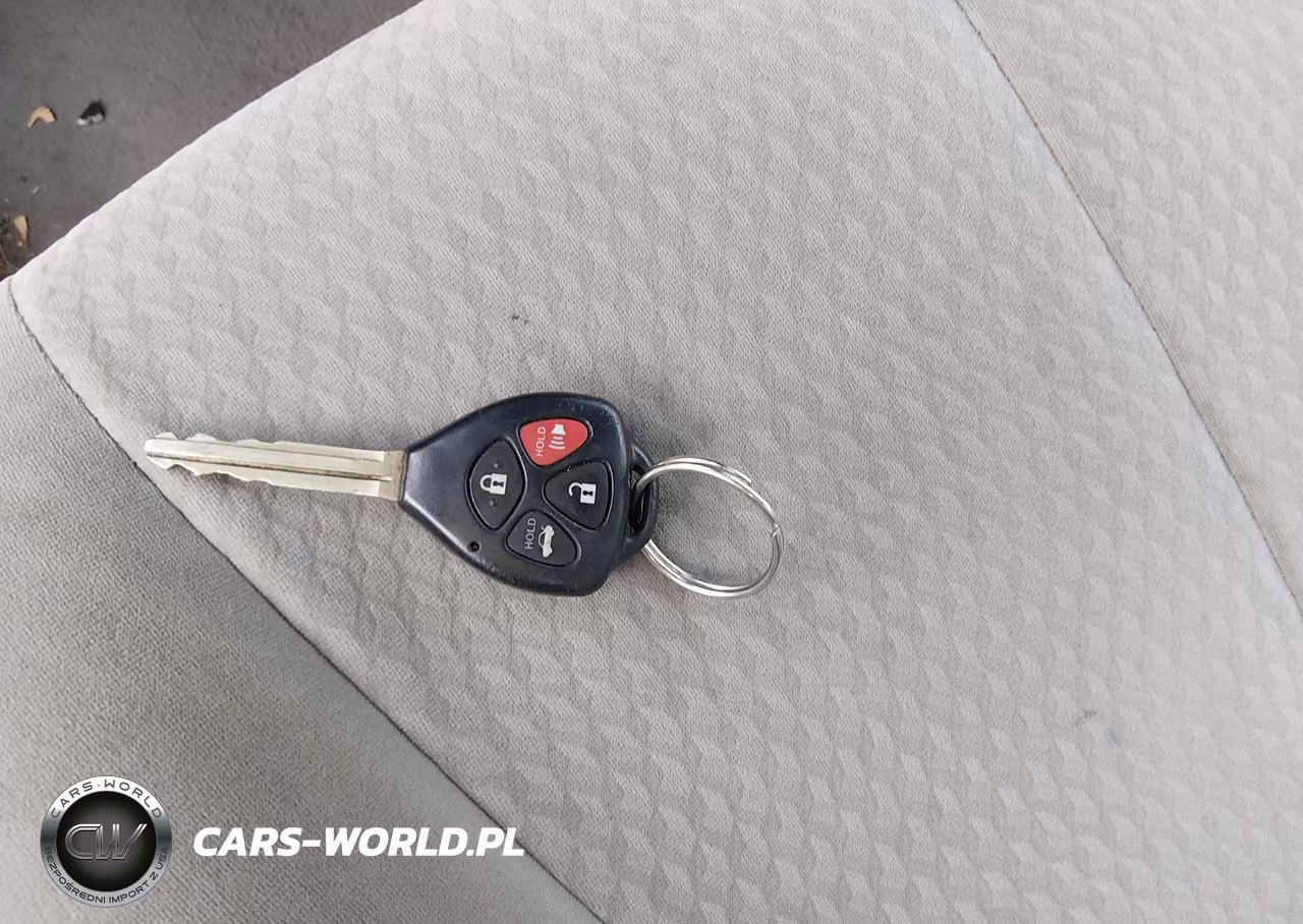 2010 Toyota Camry Le VIN:4T1BF3EK3AU562466 - 11