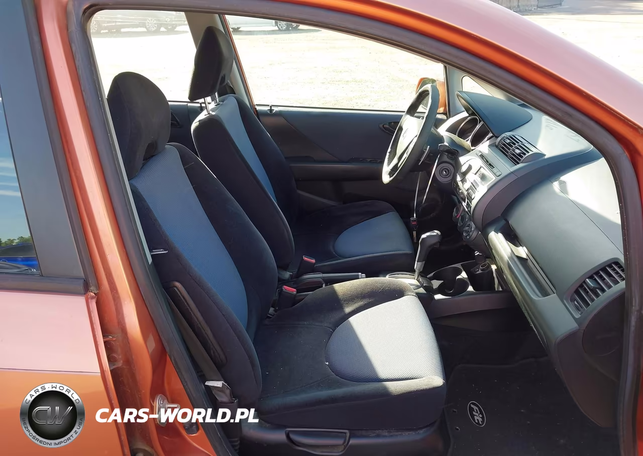 2008 Honda Fit Sport VIN:JHMGD38608S064700 - 5