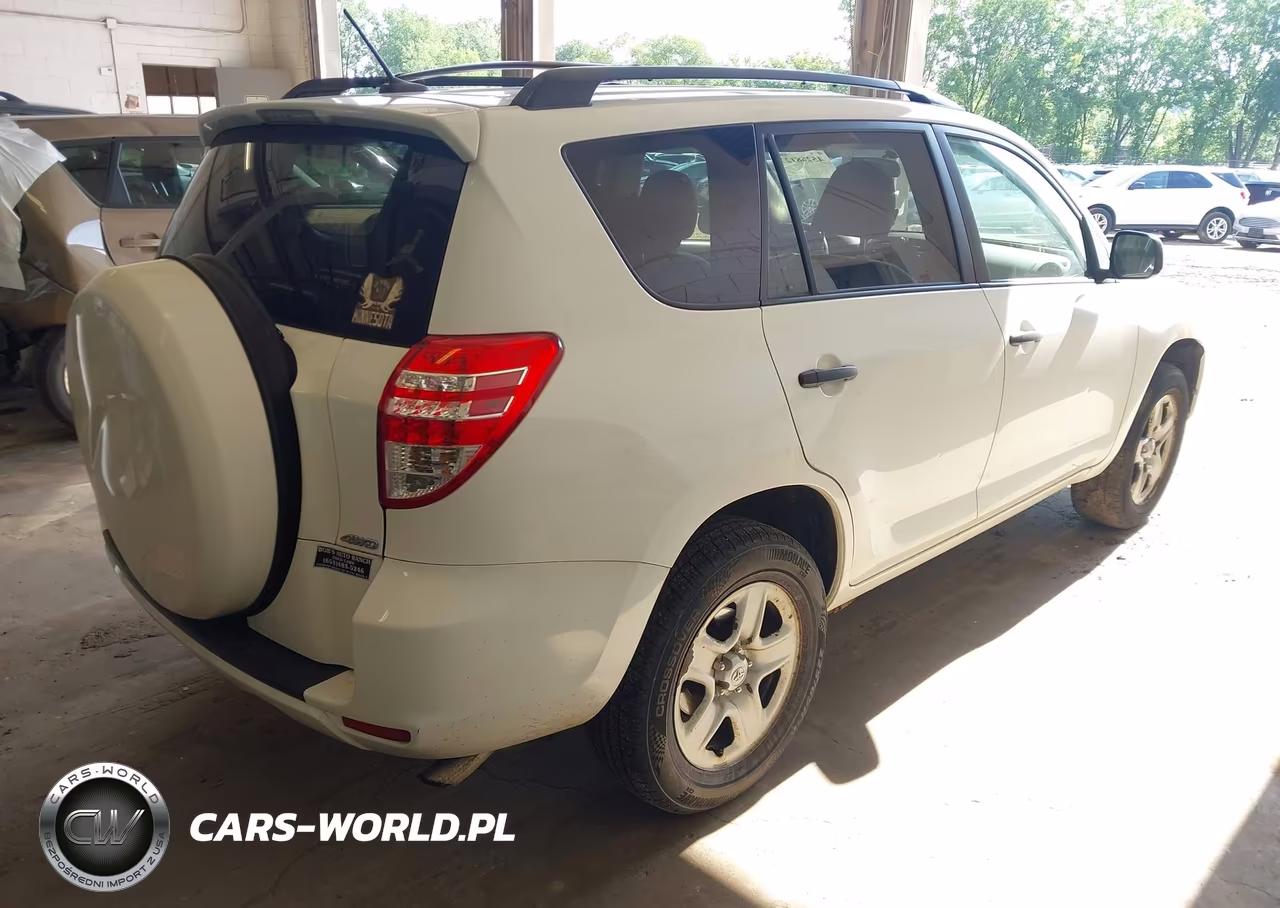 2011 Toyota Rav4 VIN:2T3BF4DV2BW108588 - 4