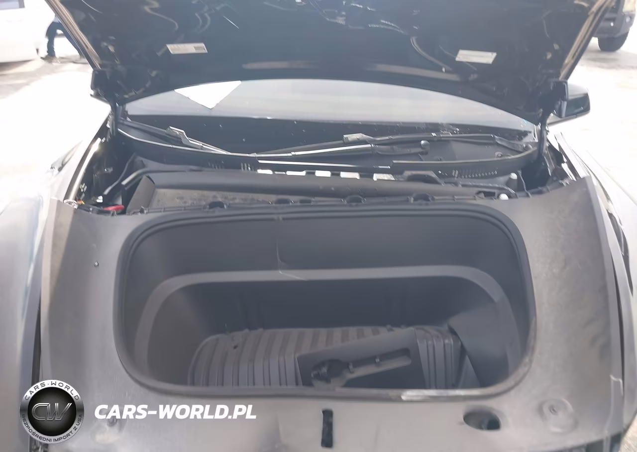 2026 Tesla Model Y All-Wheel Drive-Long Range Launch Series-Premium All-Wheel Drive VIN:7SAYGDEE4TF557559 - 10