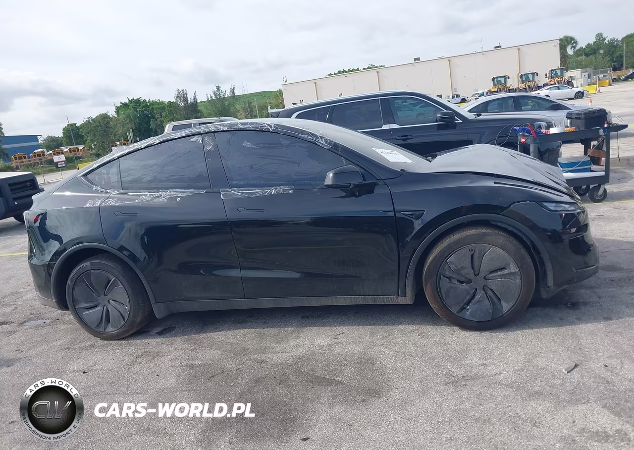2026 Tesla Model Y All-Wheel Drive-Long Range Launch Series-Premium All-Wheel Drive VIN:7SAYGDEE4TF557559 - 14