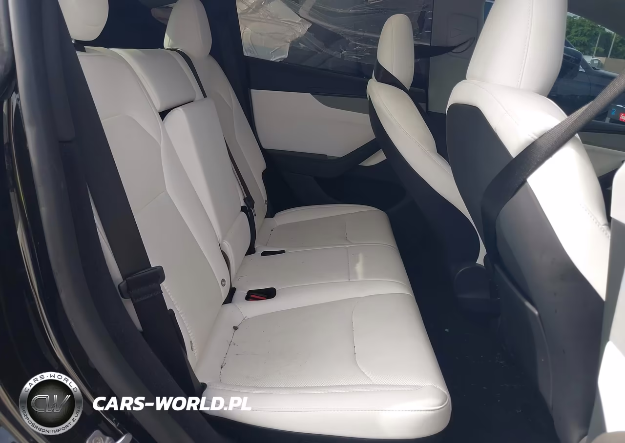 2026 Tesla Model Y All-Wheel Drive-Long Range Launch Series-Premium All-Wheel Drive VIN:7SAYGDEE4TF557559 - 8