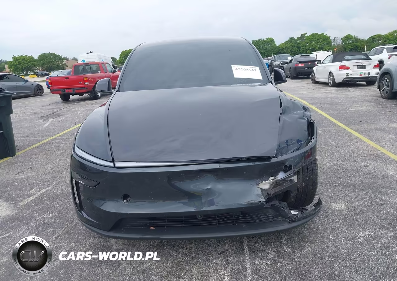 2026 Tesla Model Y All-Wheel Drive-Long Range Launch Series-Premium All-Wheel Drive VIN:7SAYGDEE8TF552705 - 11