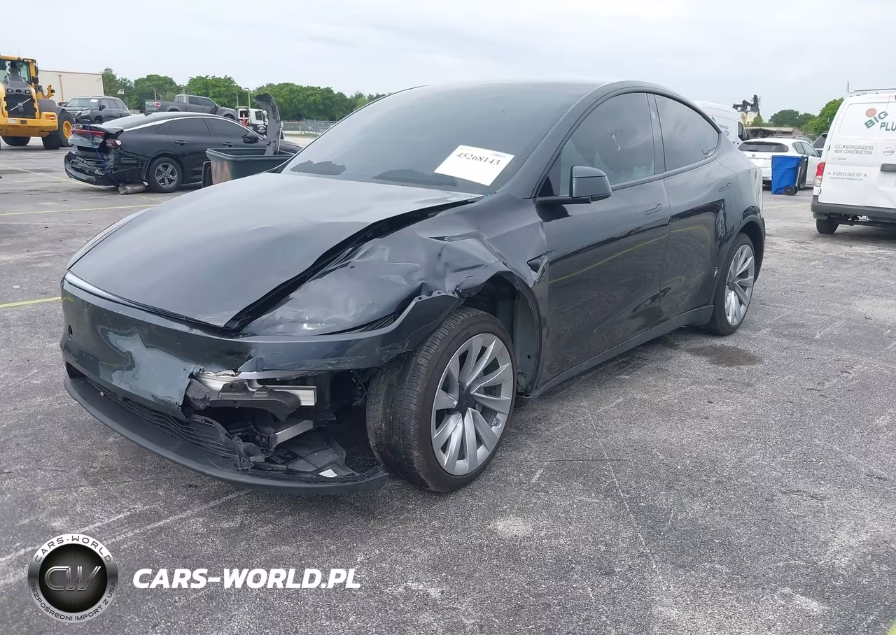 2026 Tesla Model Y All-Wheel Drive-Long Range Launch Series-Premium All-Wheel Drive VIN:7SAYGDEE8TF552705 - 6