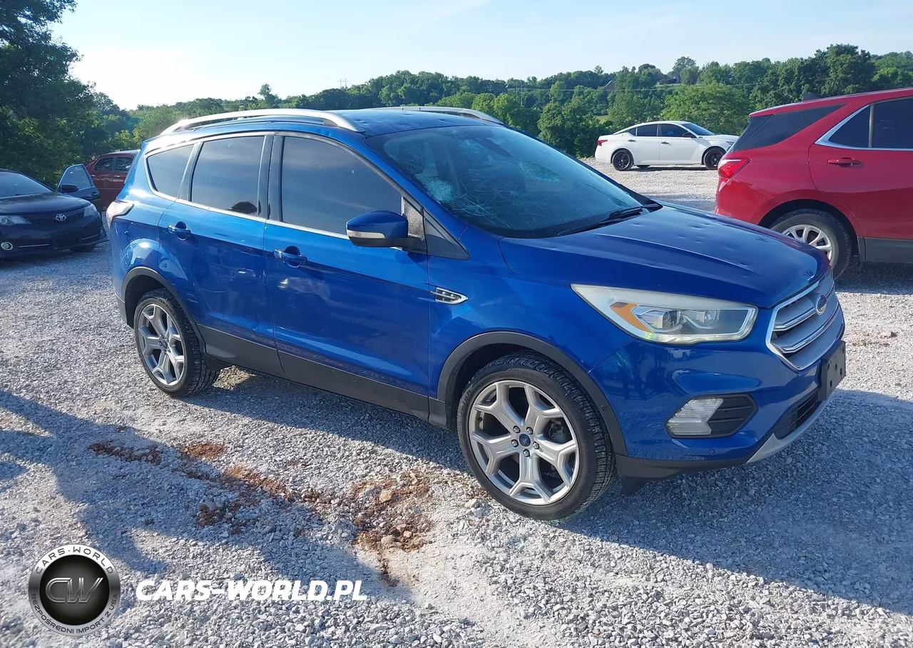 2018 Ford Escape Titanium – zdjęcie 1 z 18