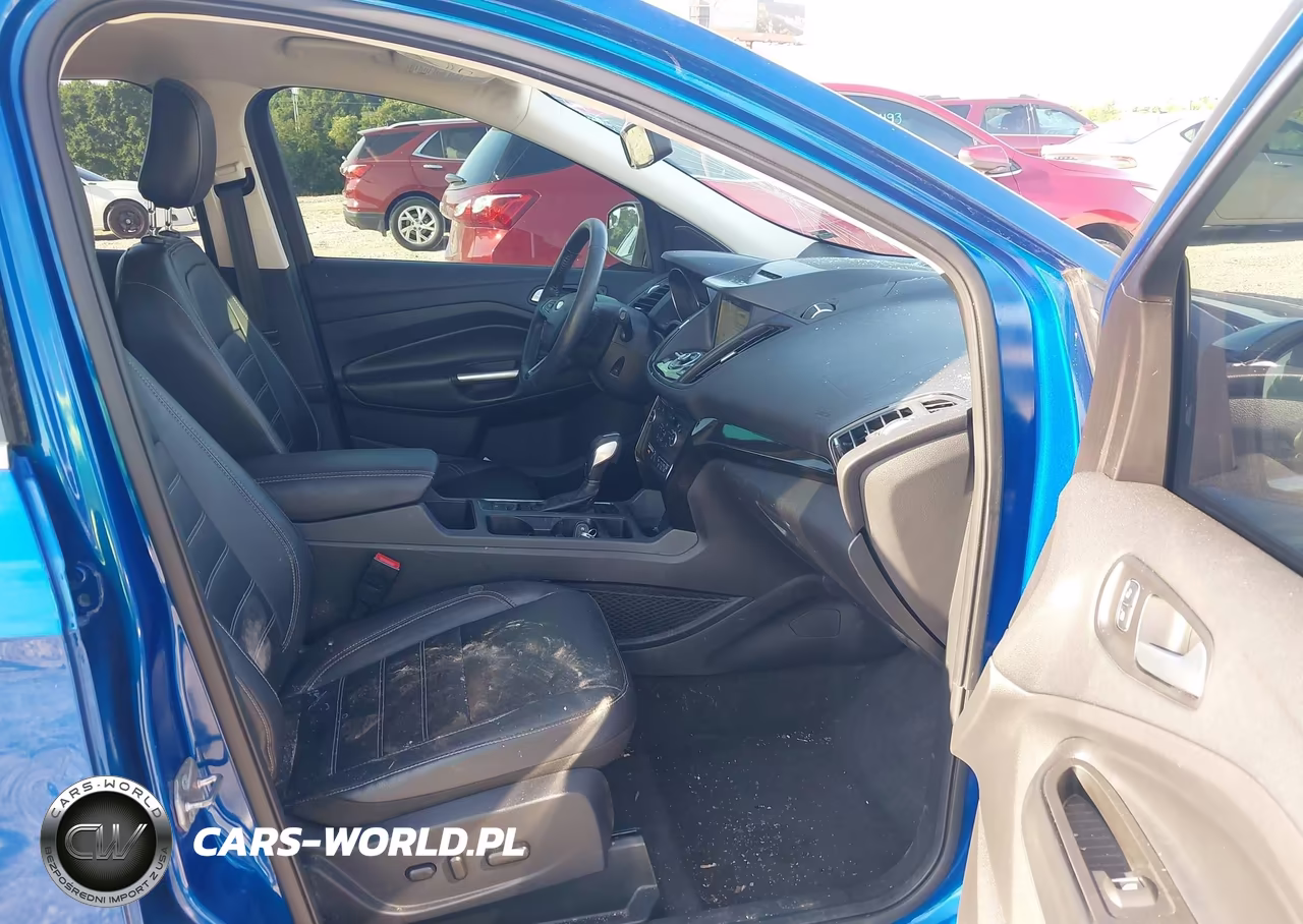 2018 Ford Escape Titanium VIN:1FMCU9J90JUB72148 - 5