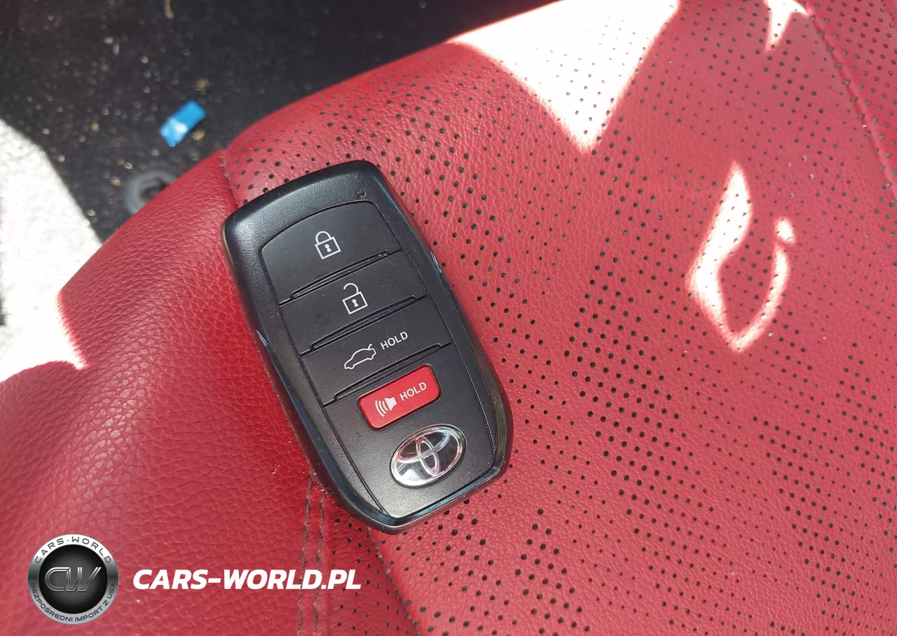 2026 Toyota Camry Xse VIN:4T1DBADK4TU548282 - 11