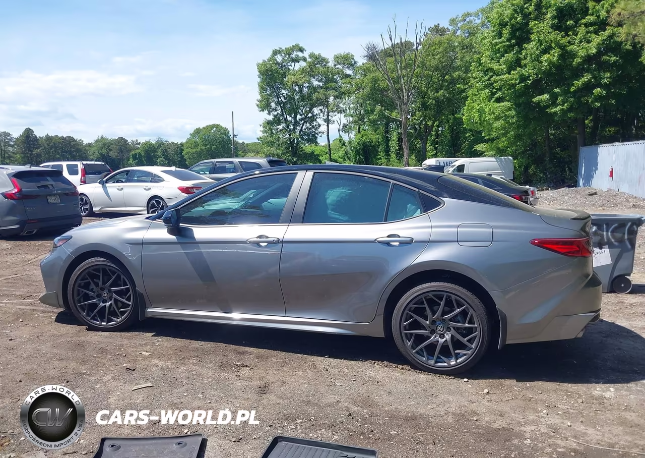 2026 Toyota Camry Xse VIN:4T1DBADK4TU548282 - 14