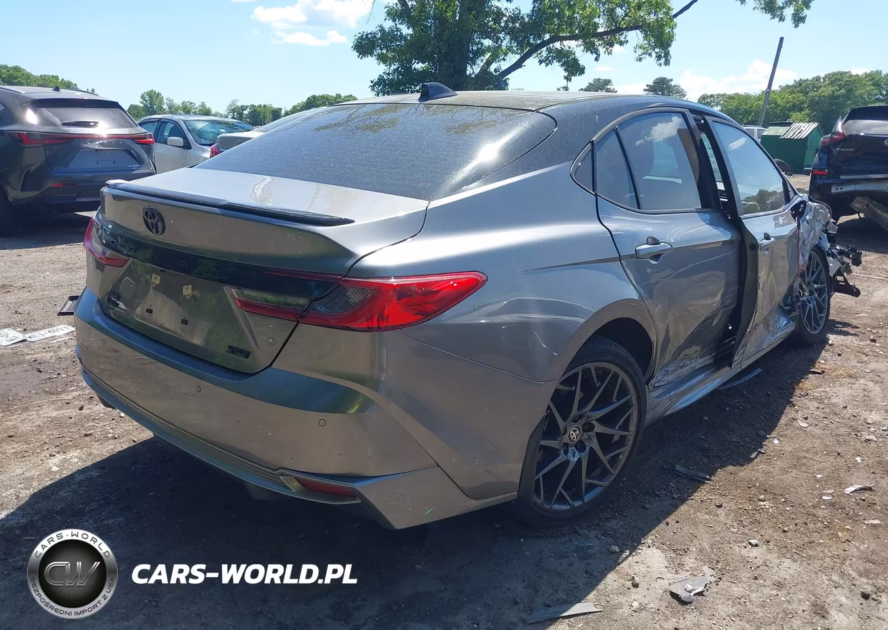 2026 Toyota Camry Xse VIN:4T1DBADK4TU548282 - 4