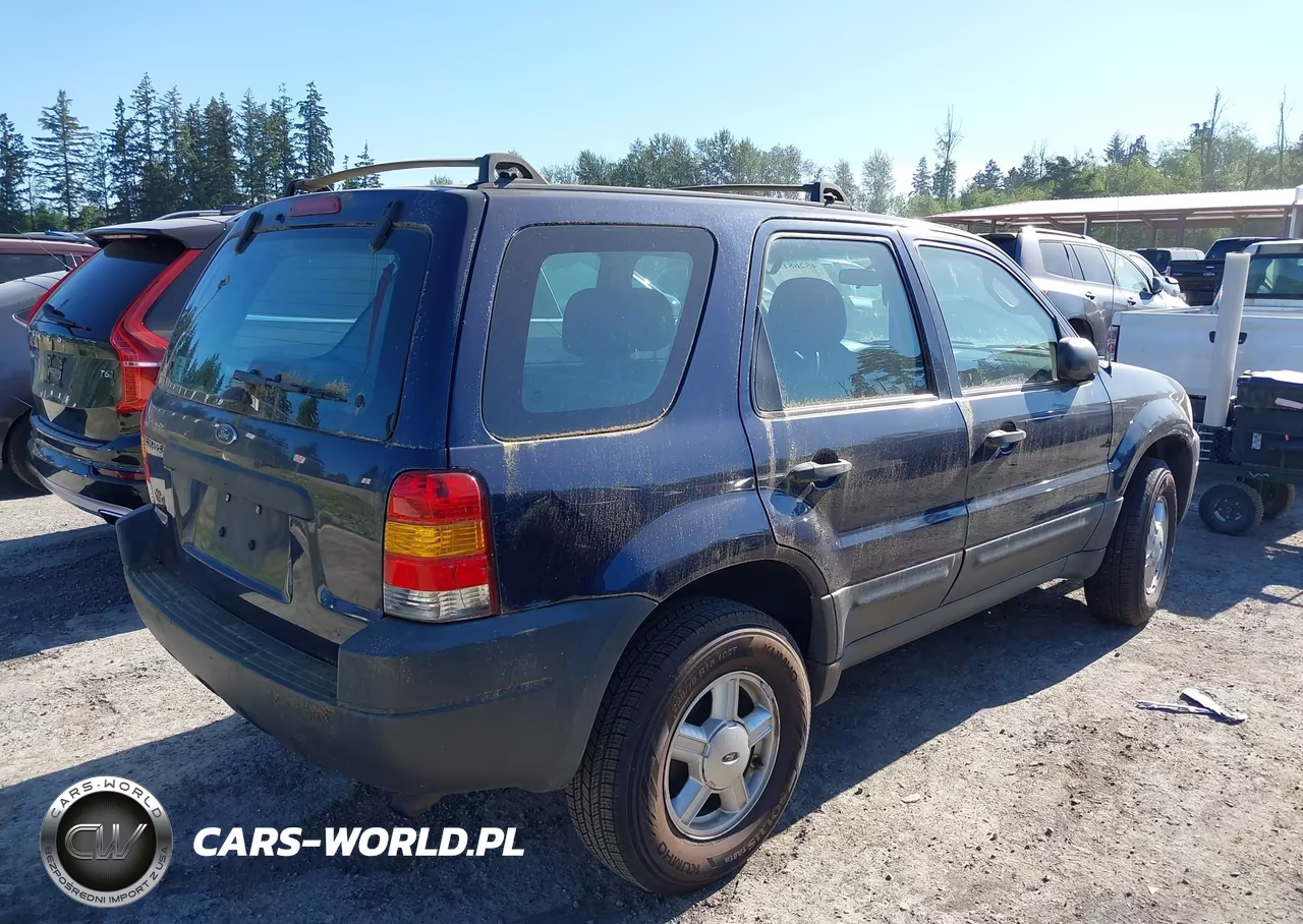 2004 Ford Escape Xls VIN:1FMYU02164KA90421 - 4