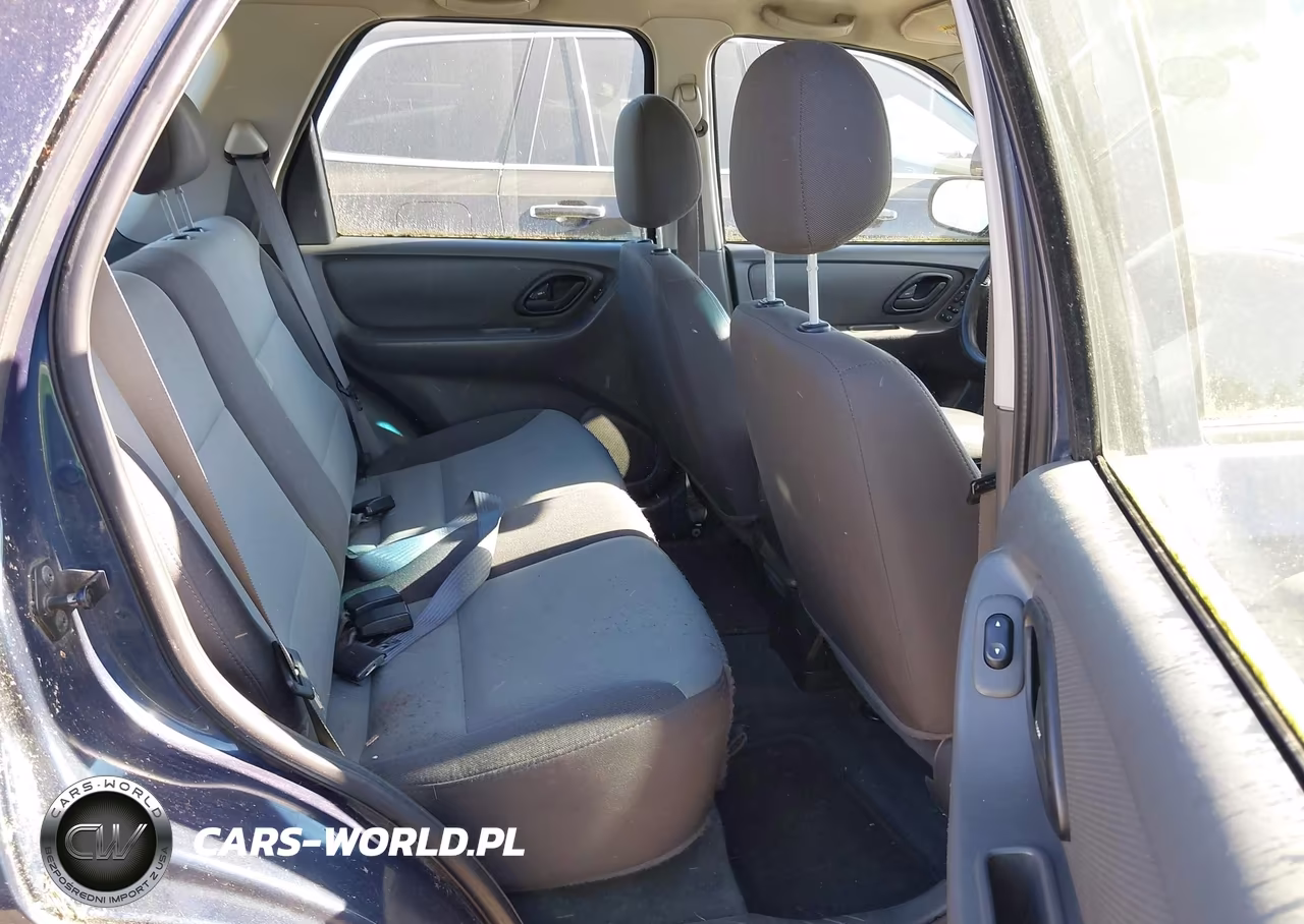 2004 Ford Escape Xls VIN:1FMYU02164KA90421 - 8