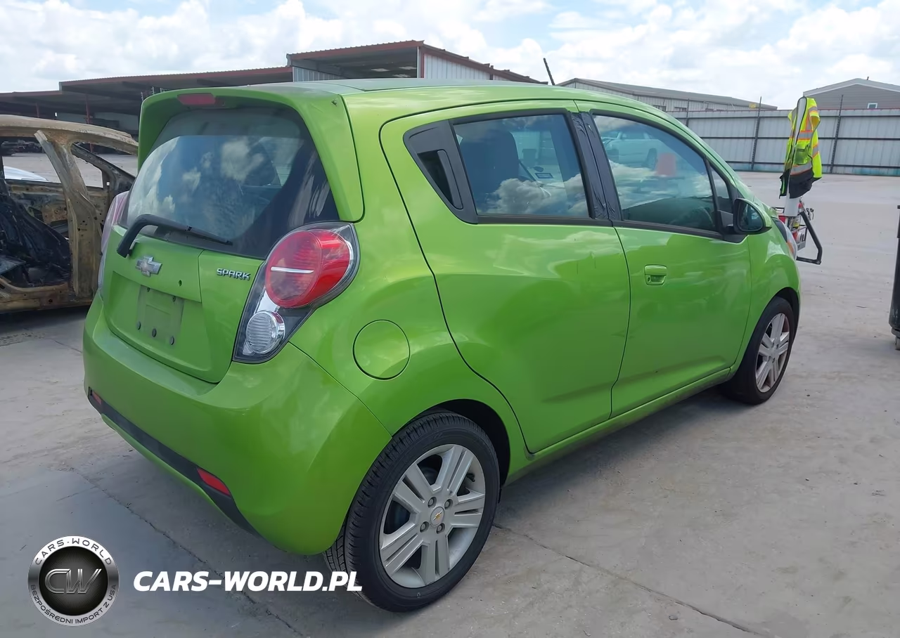 2014 Chevrolet Spark Ls Auto VIN:KL8CB6S90EC576675 - 4