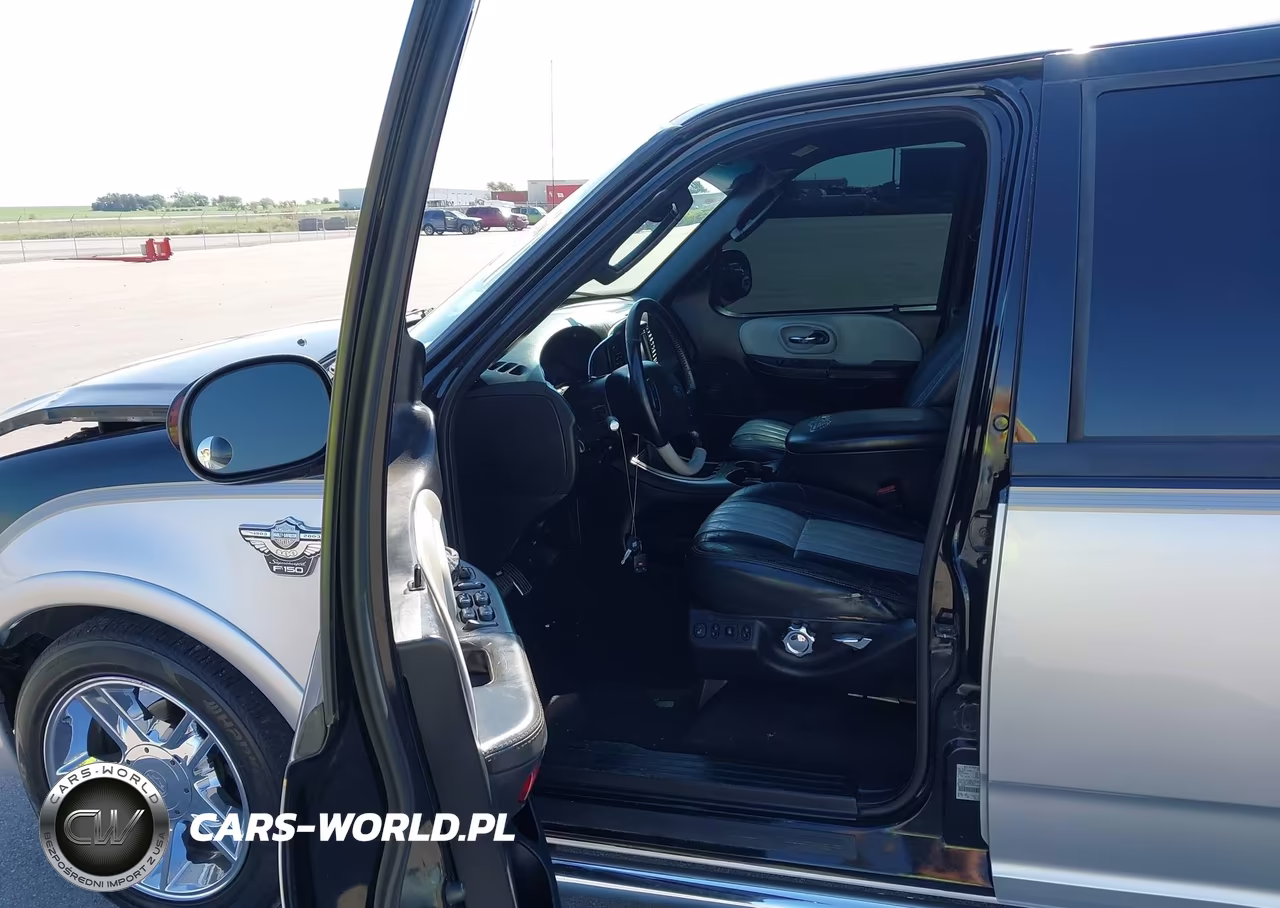 2003 Ford F-150 Lariat VIN:1FTRW07323KC29696 - 5