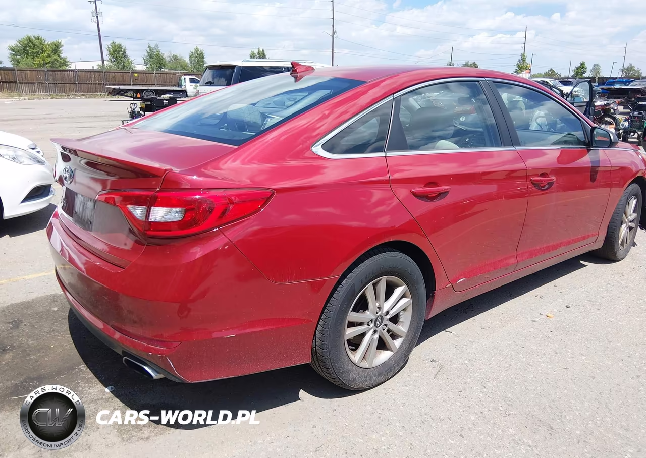 2017 Hyundai Sonata VIN:5NPE24AF8HH582762 - 4