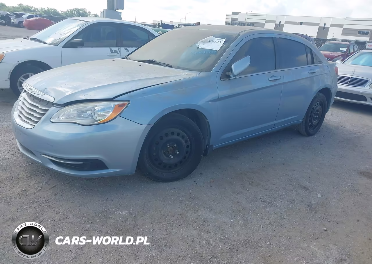 2013 Chrysler 200 Touring VIN:1C3CCBBB9DN539325 - 2
