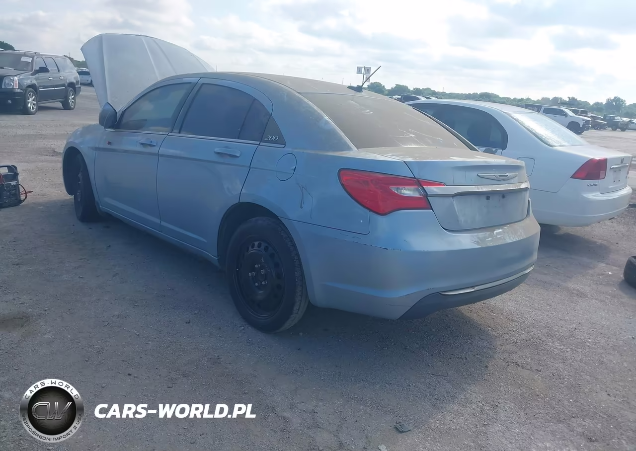 2013 Chrysler 200 Touring VIN:1C3CCBBB9DN539325 - 3