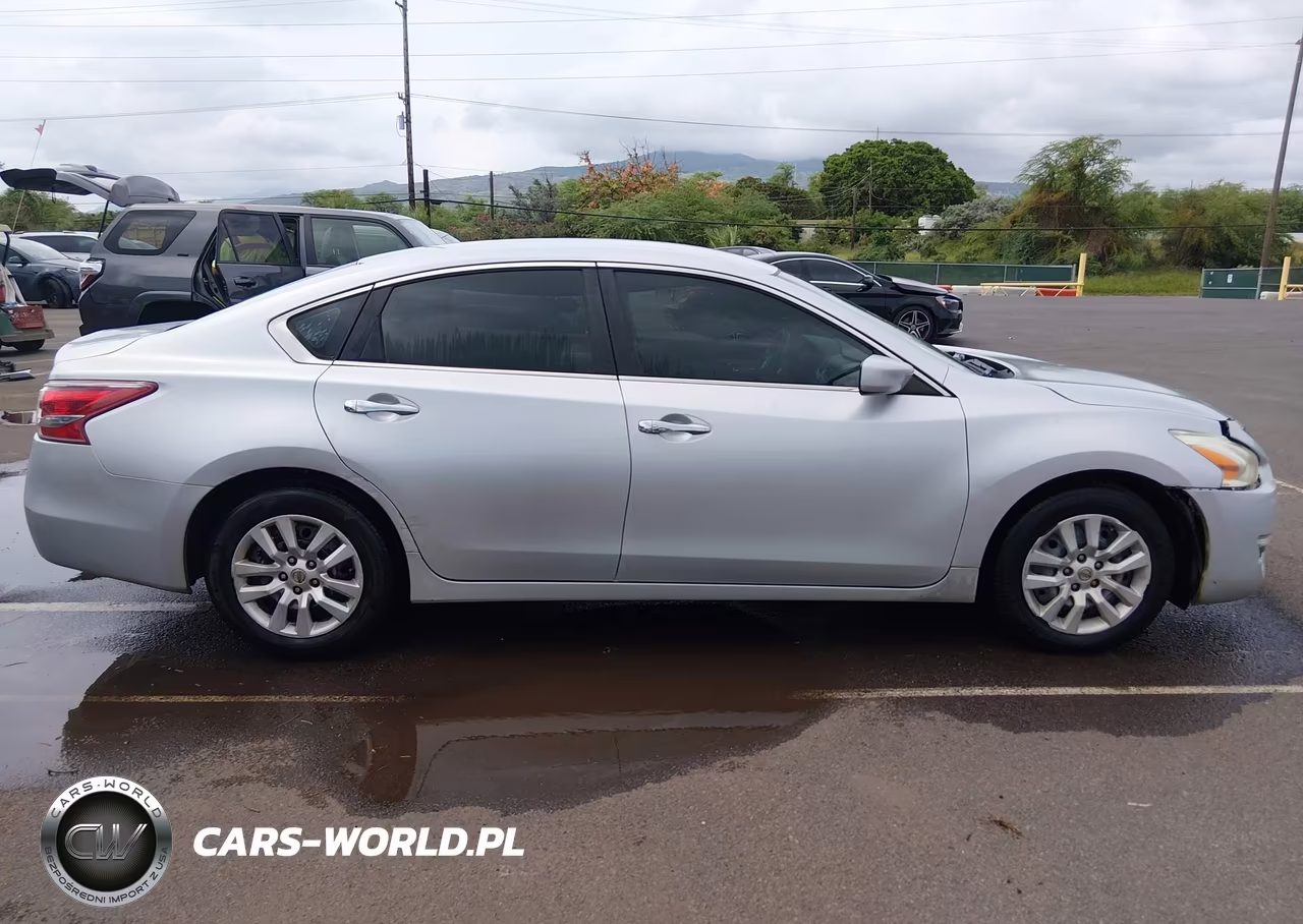 2013 Nissan Altima 2.5 S VIN:1N4AL3AP8DC135875 - 13