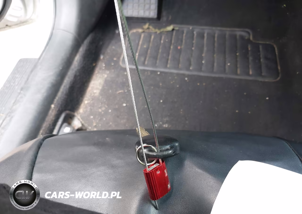 2007 Scion Tc VIN:JTKDE177770154980 - 11