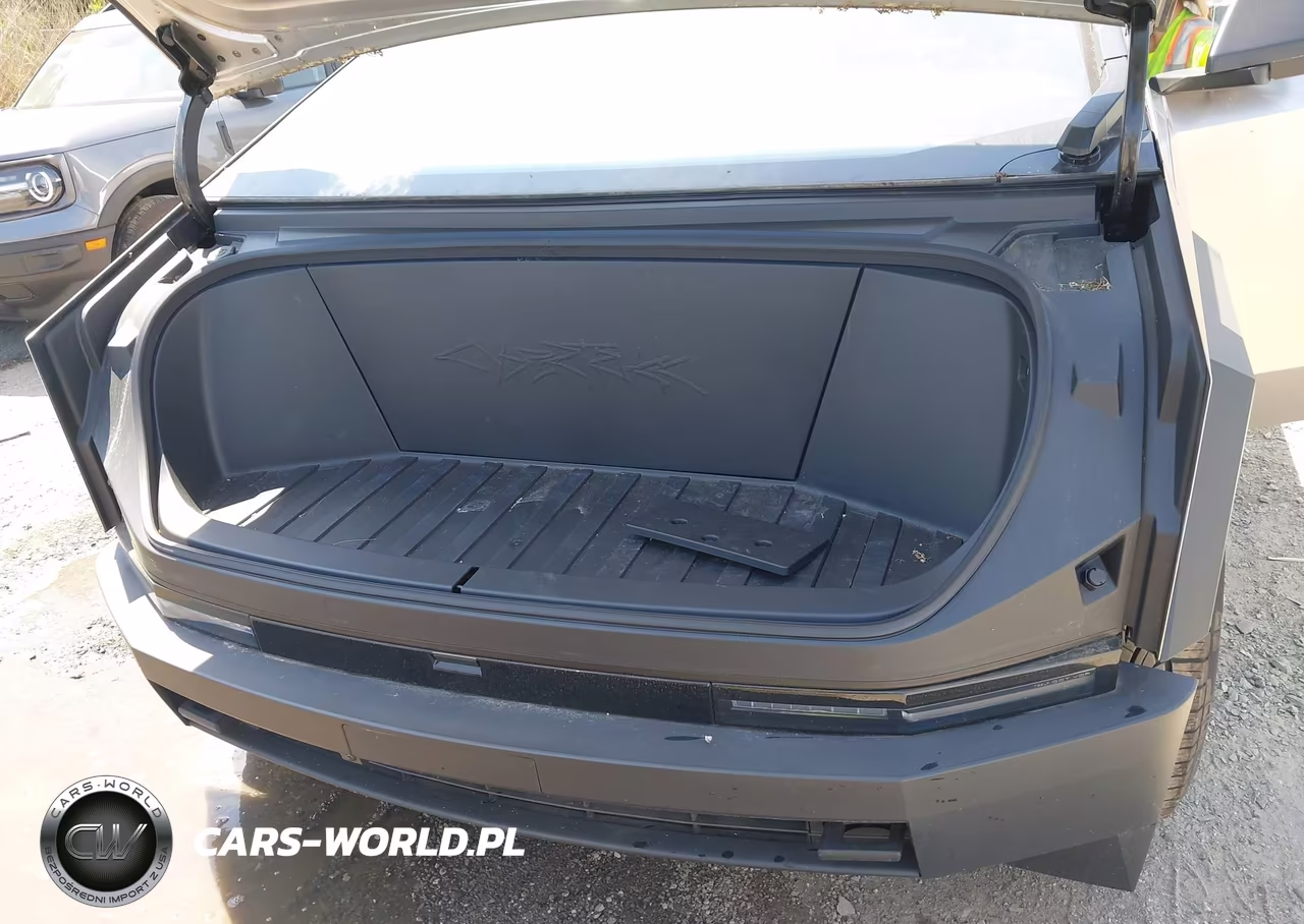 2024 Tesla Cybertruck All-Wheel Drive VIN:7G2CEHED4RA034458 - 10