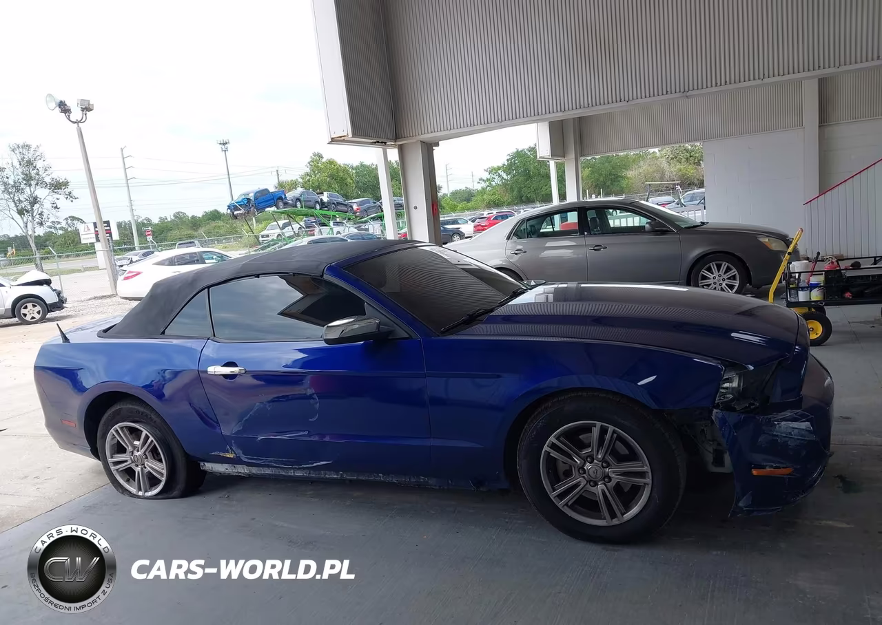 2014 Ford Mustang V6 VIN:1ZVBP8EM2E5205907 - 14