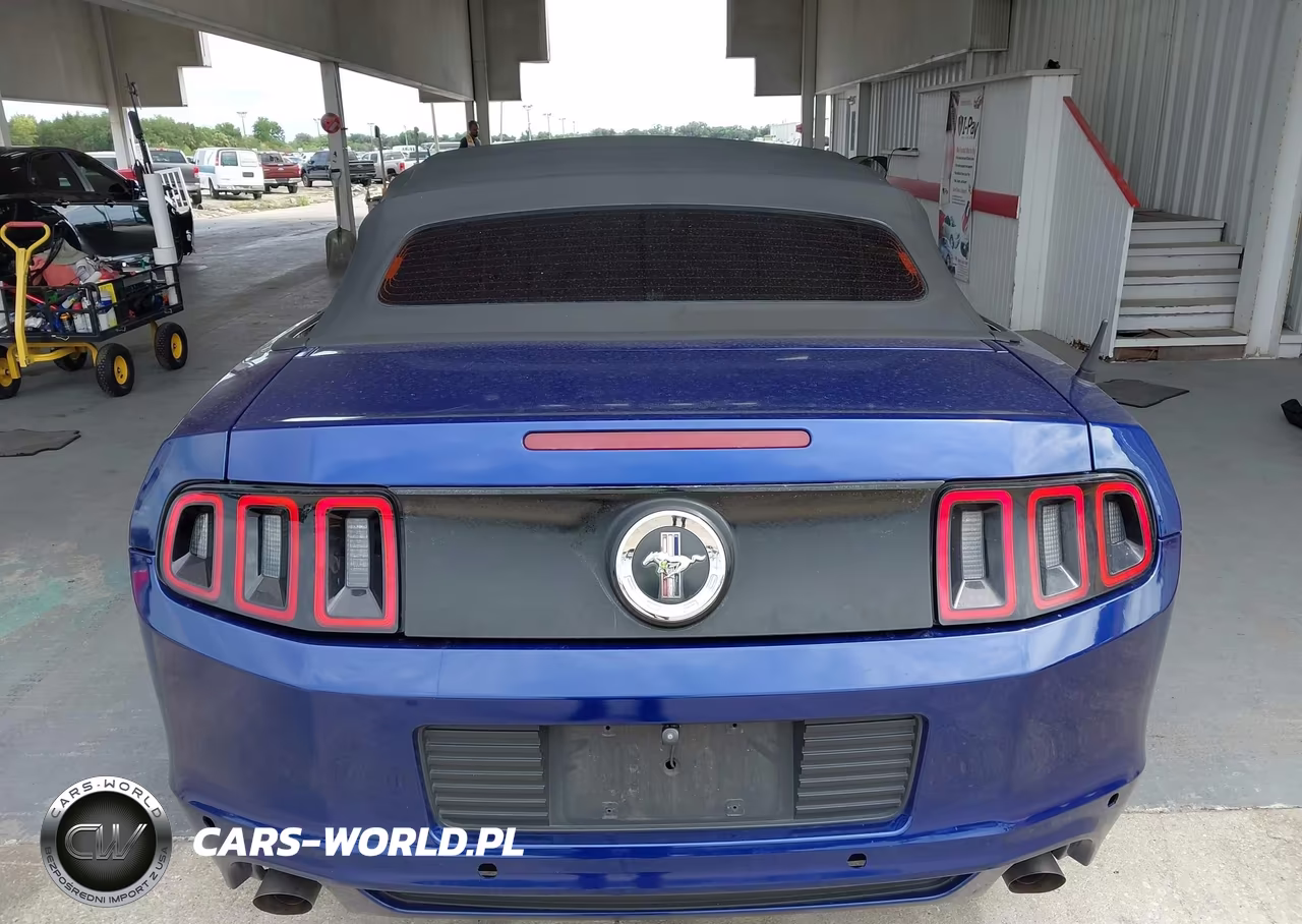 2014 Ford Mustang V6 VIN:1ZVBP8EM2E5205907 - 17
