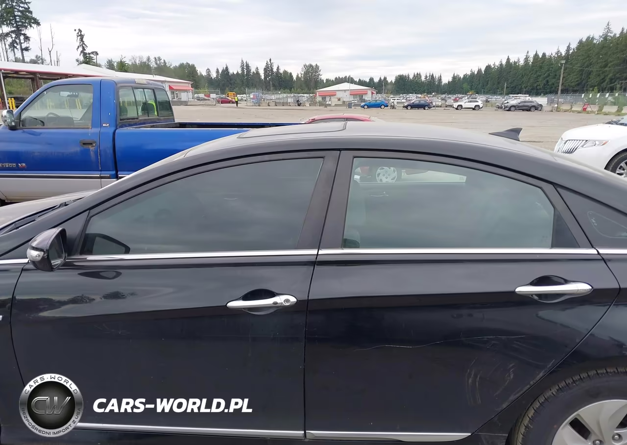 2015 Hyundai Sonata Hybrid VIN:KMHEC4A4XFA138276 - 14
