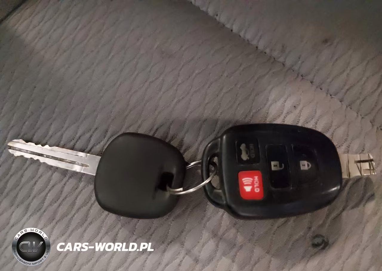 2015 Toyota Corolla Le VIN:5YFBURHE0FP254131 - 11