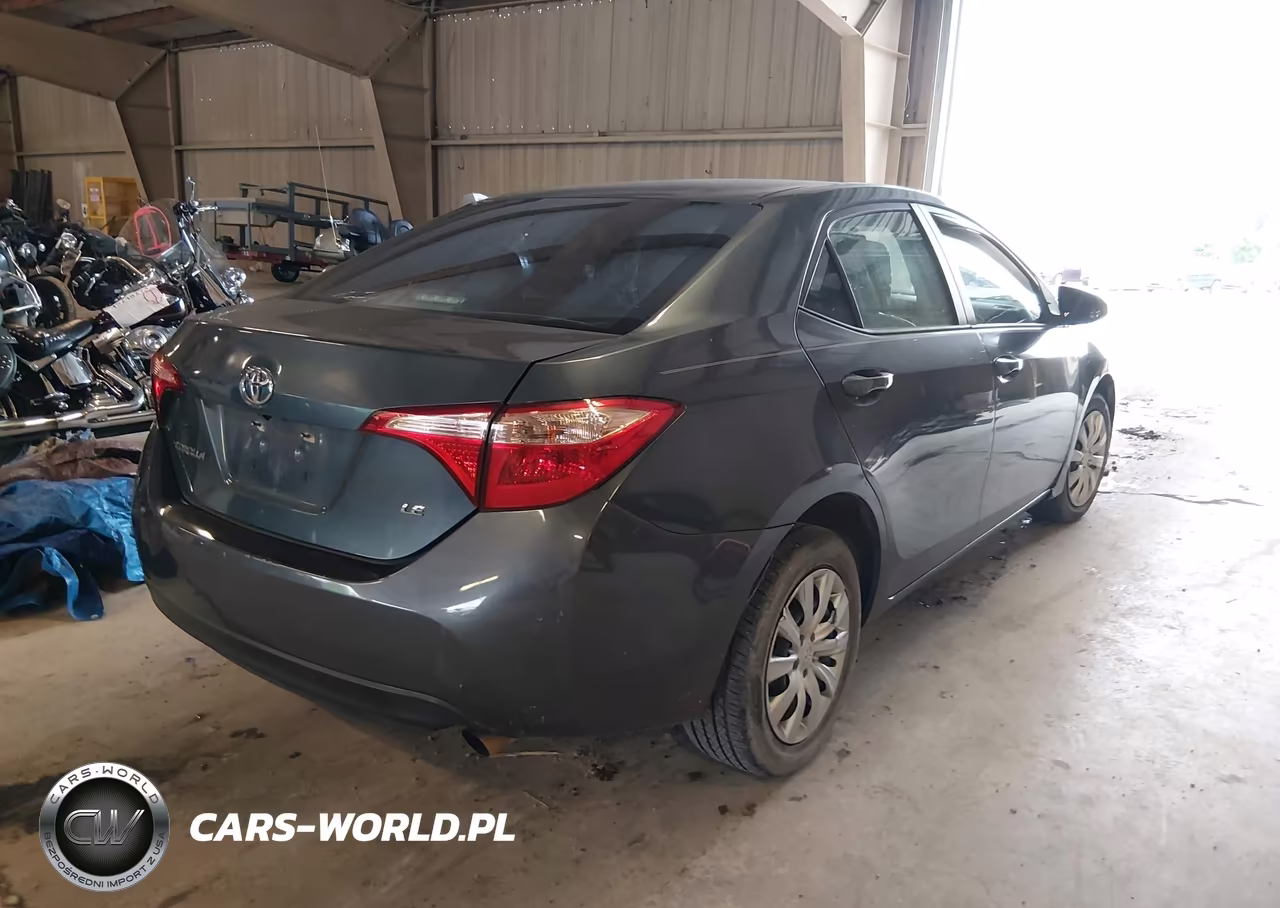 2015 Toyota Corolla Le VIN:5YFBURHE0FP254131 - 4