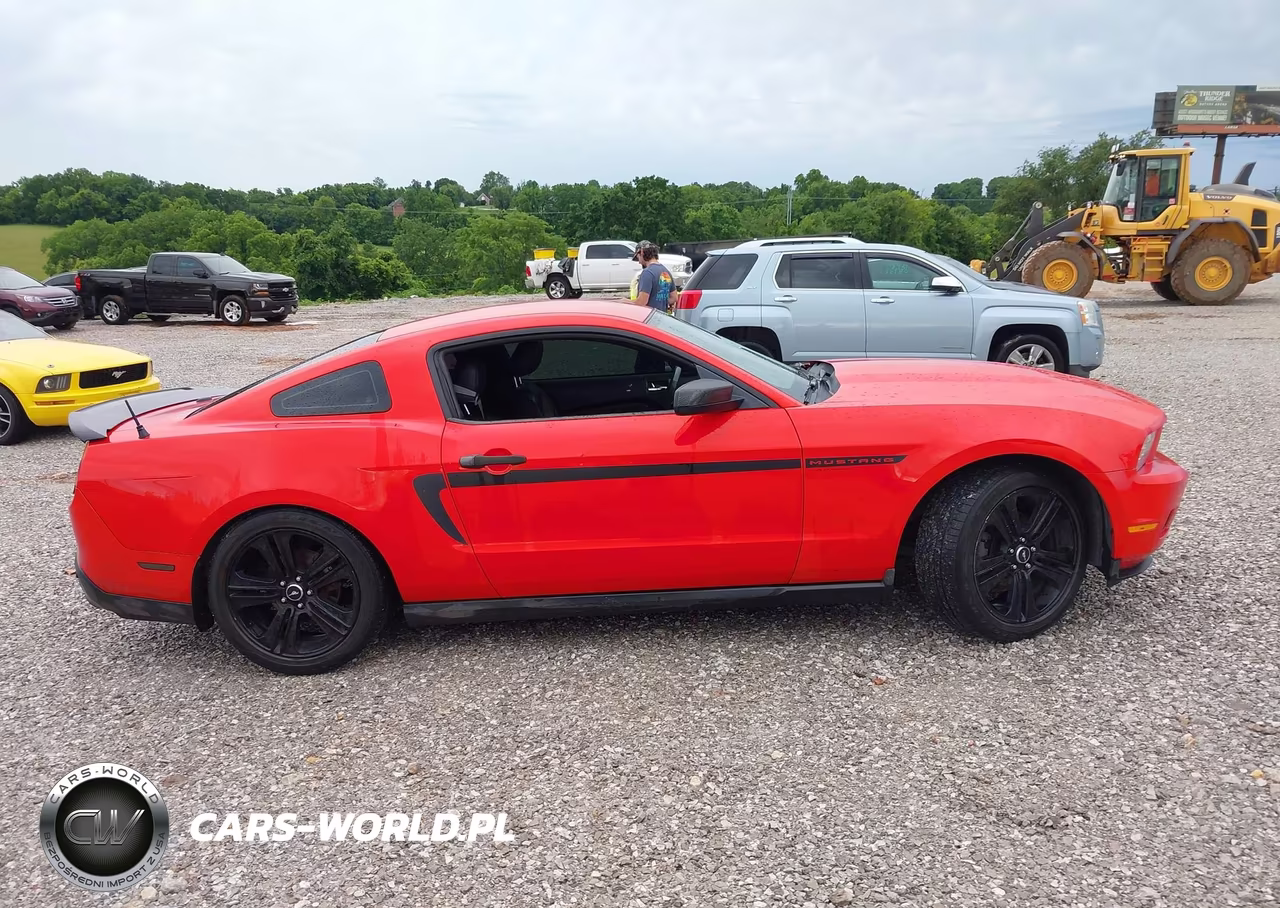 2012 Ford Mustang V6 Premium VIN:1ZVBP8AM9C5209701 - 13