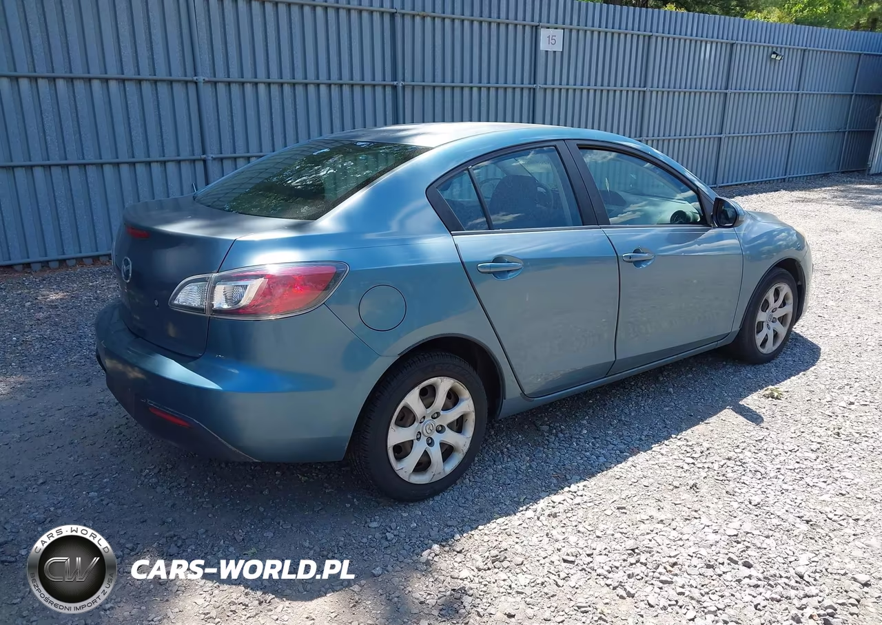 2011 Mazda Mazda3 I Sport VIN:JM1BL1UG9B1357963 - 4