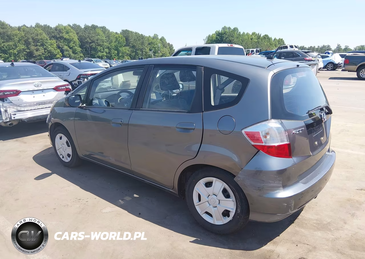 2013 Honda Fit VIN:JHMGE8H38DC060222 - 3