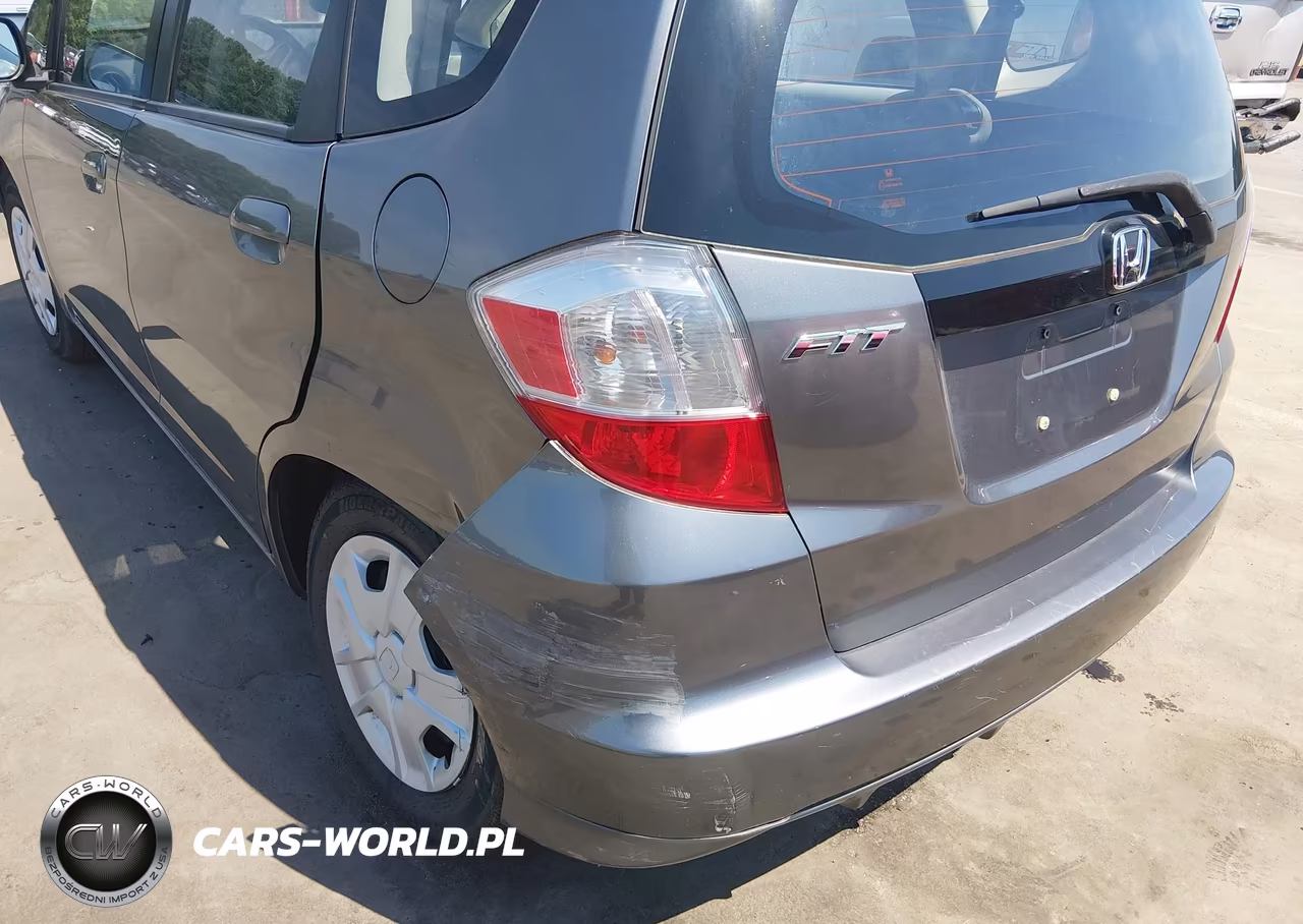 2013 Honda Fit VIN:JHMGE8H38DC060222 - 6