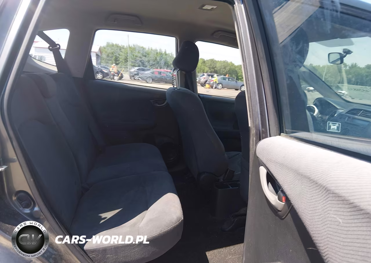 2013 Honda Fit VIN:JHMGE8H38DC060222 - 8