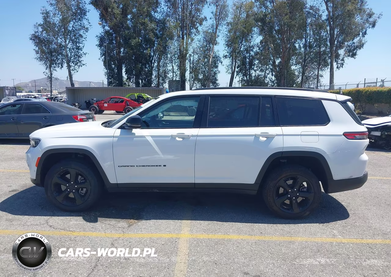 2023 Jeep Grand Cherokee L Limited 4X4 VIN:1C4RJKBG4P8865284 - 15