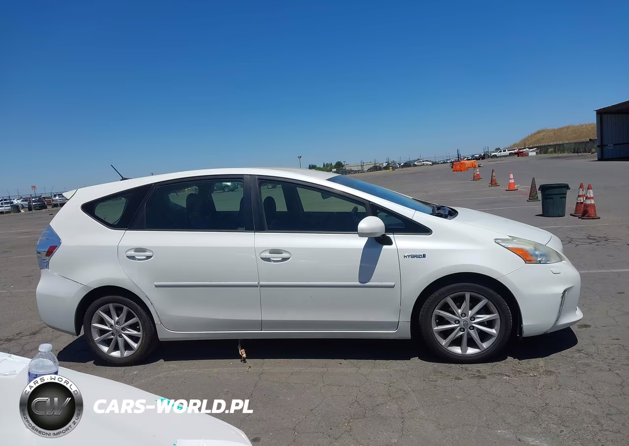 2012 Toyota Prius V Five VIN:JTDZN3EUXC3064426 - 14