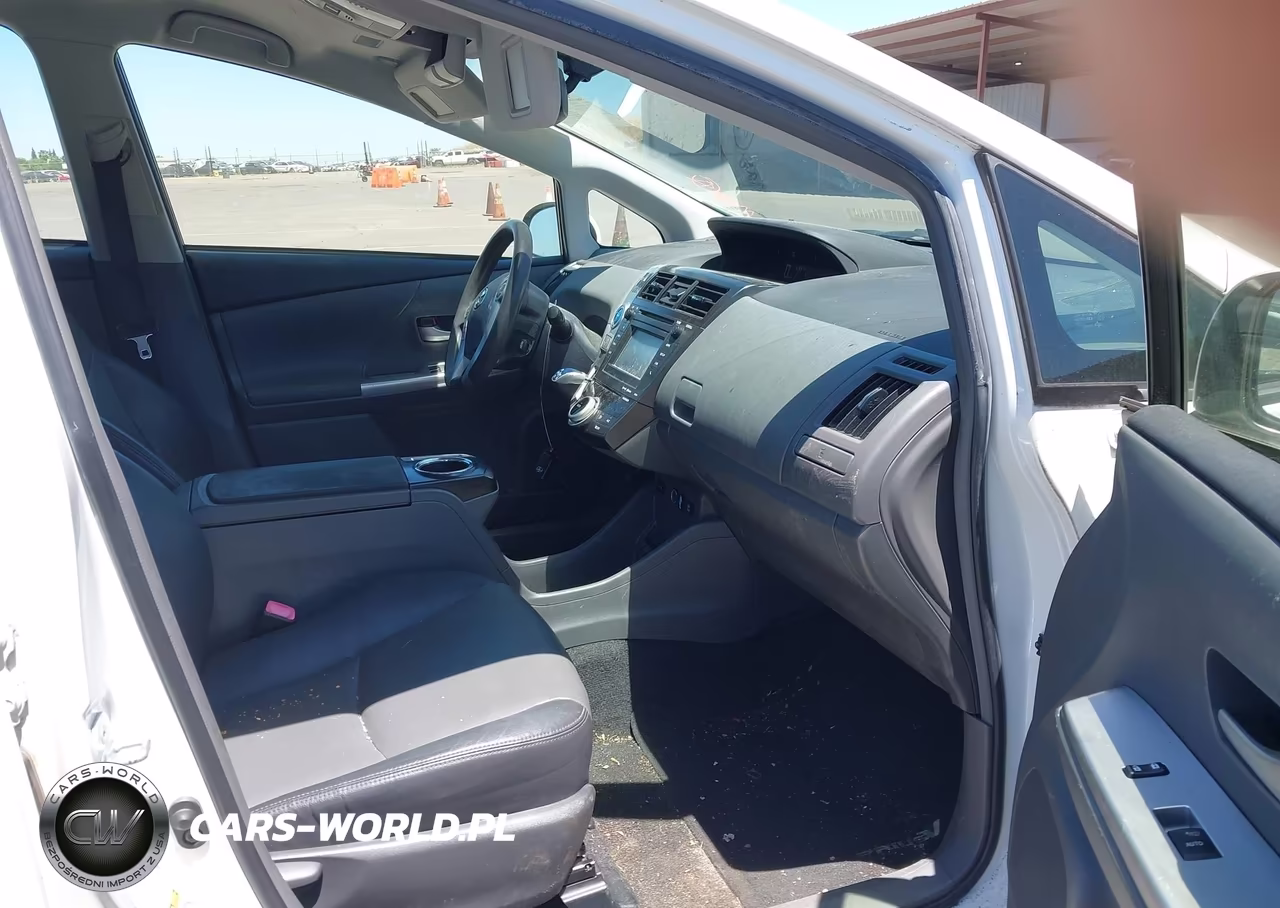 2012 Toyota Prius V Five VIN:JTDZN3EUXC3064426 - 5