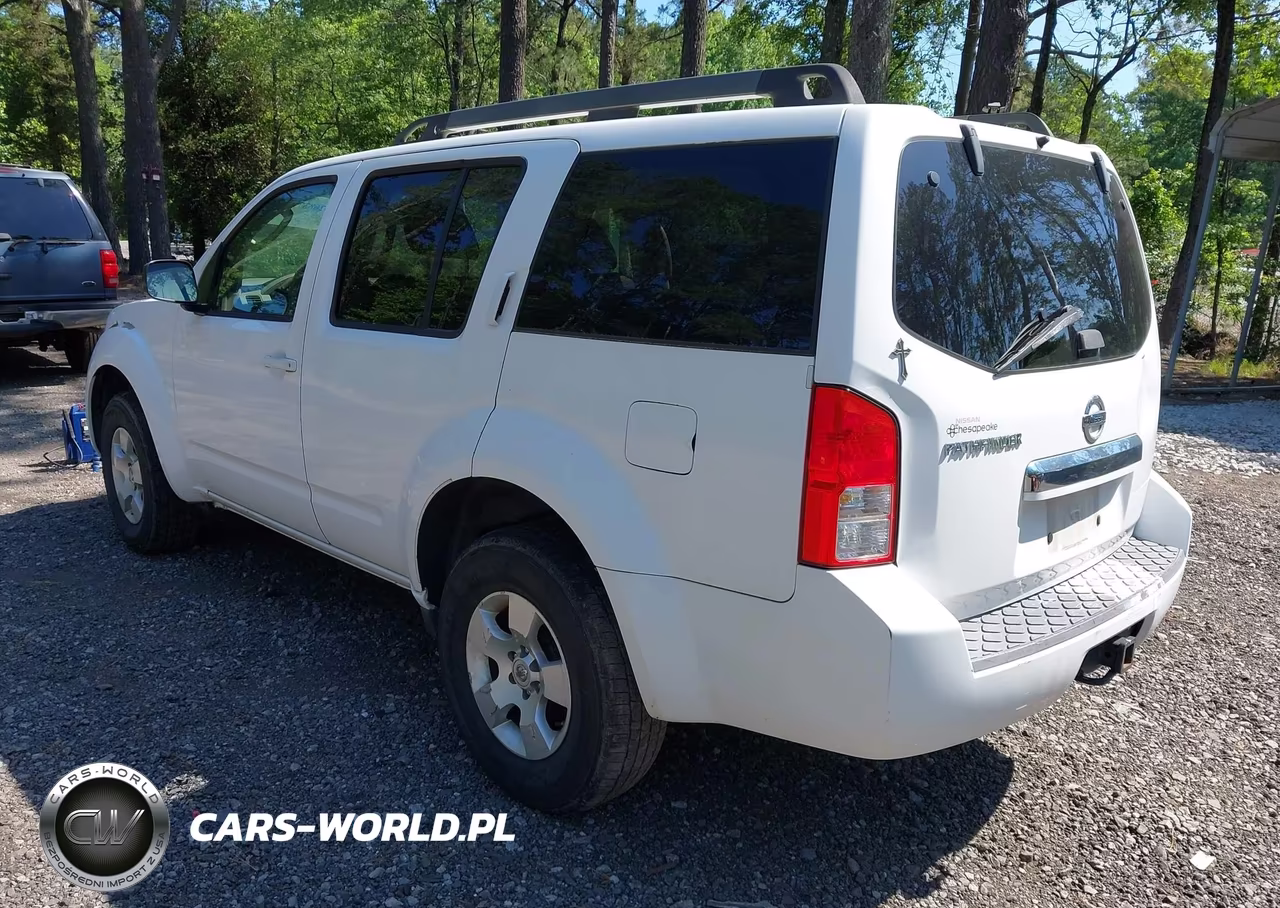 2011 Nissan Pathfinder S VIN:5N1AR1NB5BC630040 - 3
