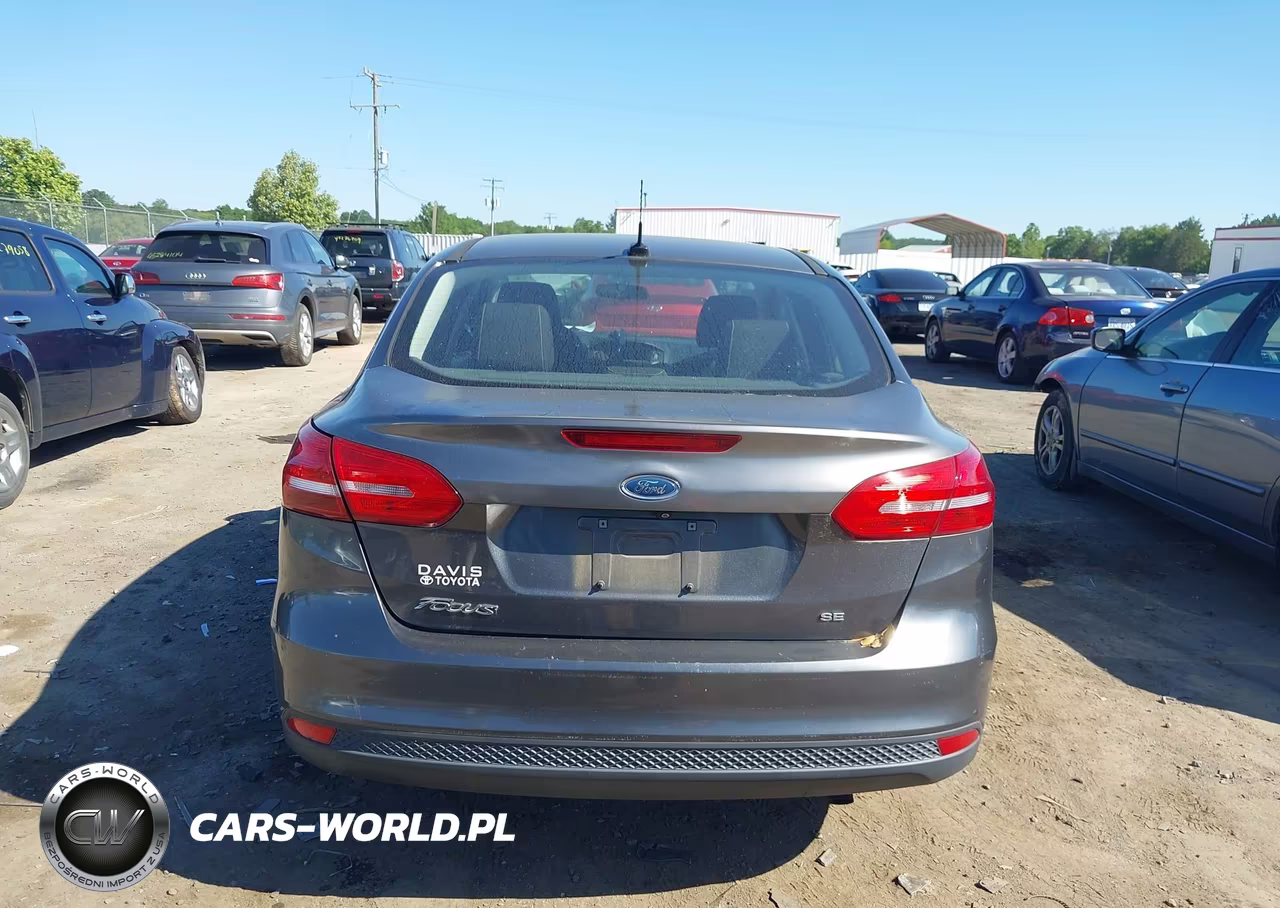 2018 Ford Focus Se VIN:1FADP3F22JL201928 - 16