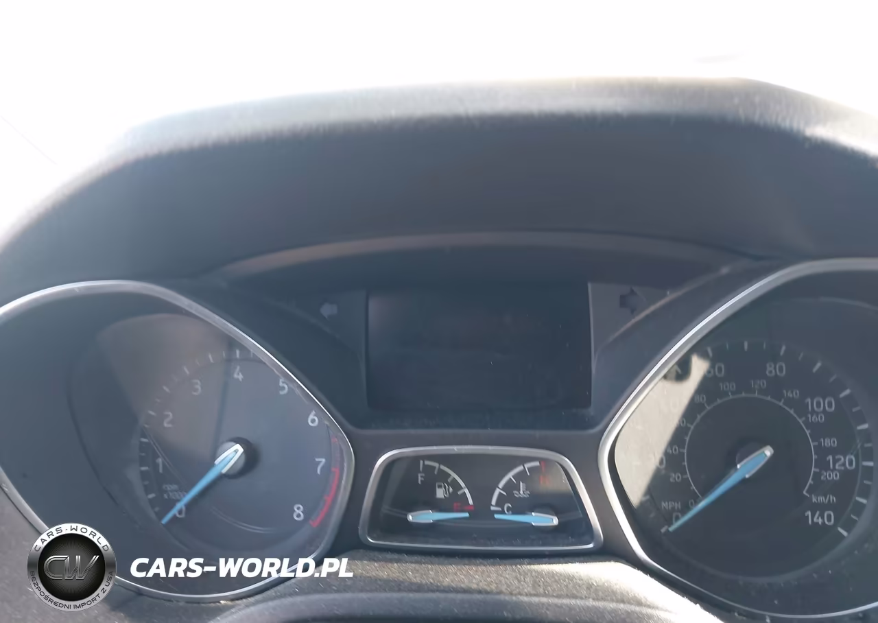2018 Ford Focus Se VIN:1FADP3F22JL201928 - 7