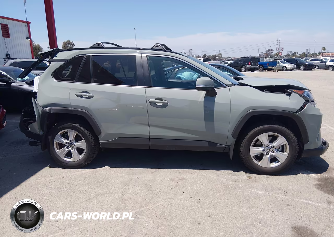 2021 Toyota Rav4 Xle VIN:2T3W1RFV7MW169500 - 13